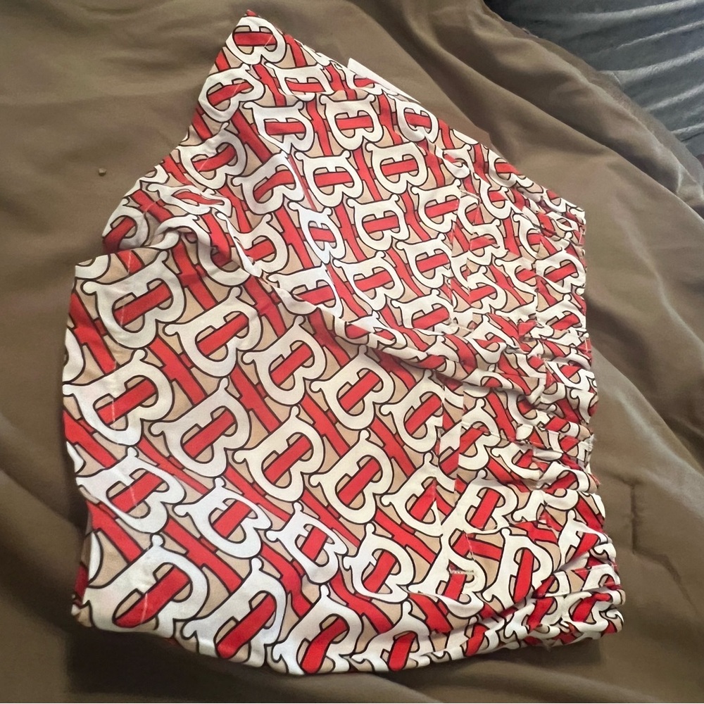 Burberry brand new kids orange monogram print shorts size 18 months